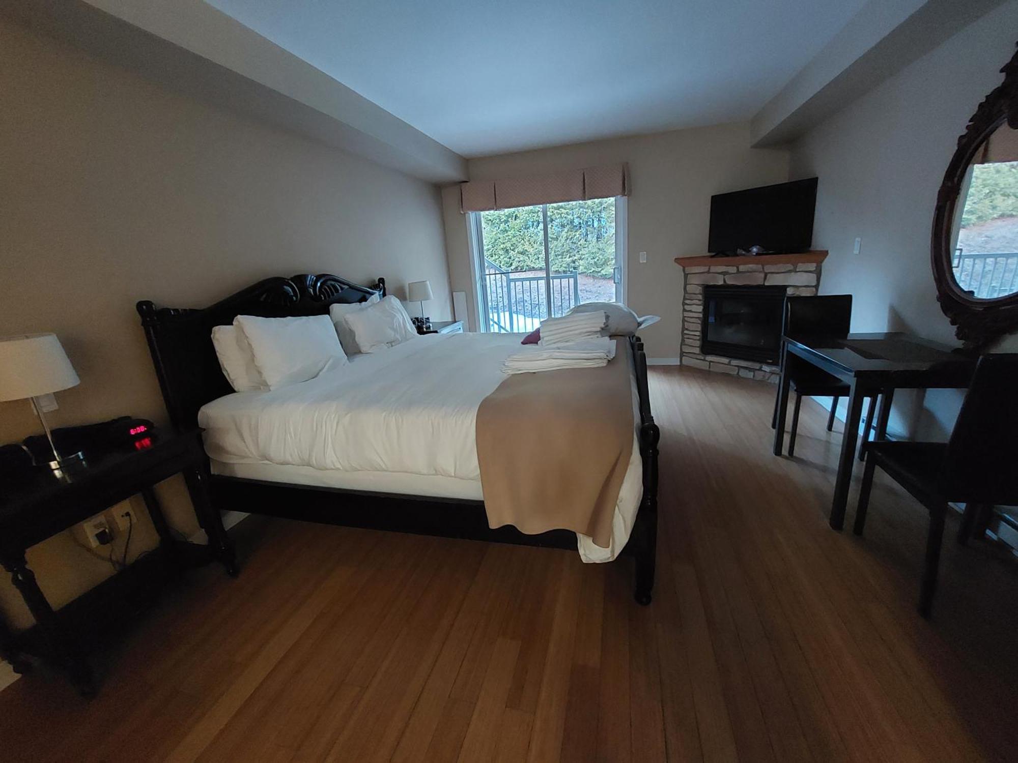 Studio-Hotel Villegiature Saint-Sauveur Piedmont Экстерьер фото