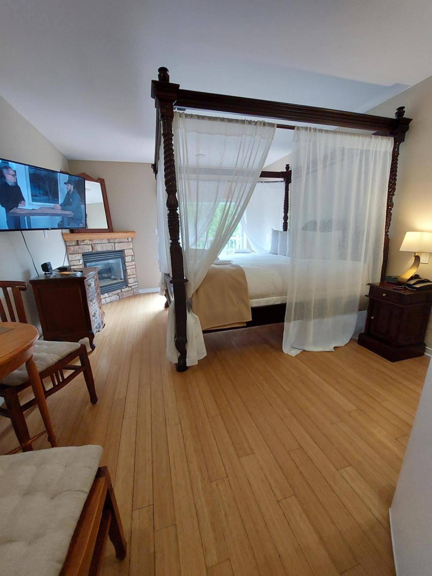 Studio-Hotel Villegiature Saint-Sauveur Piedmont Экстерьер фото
